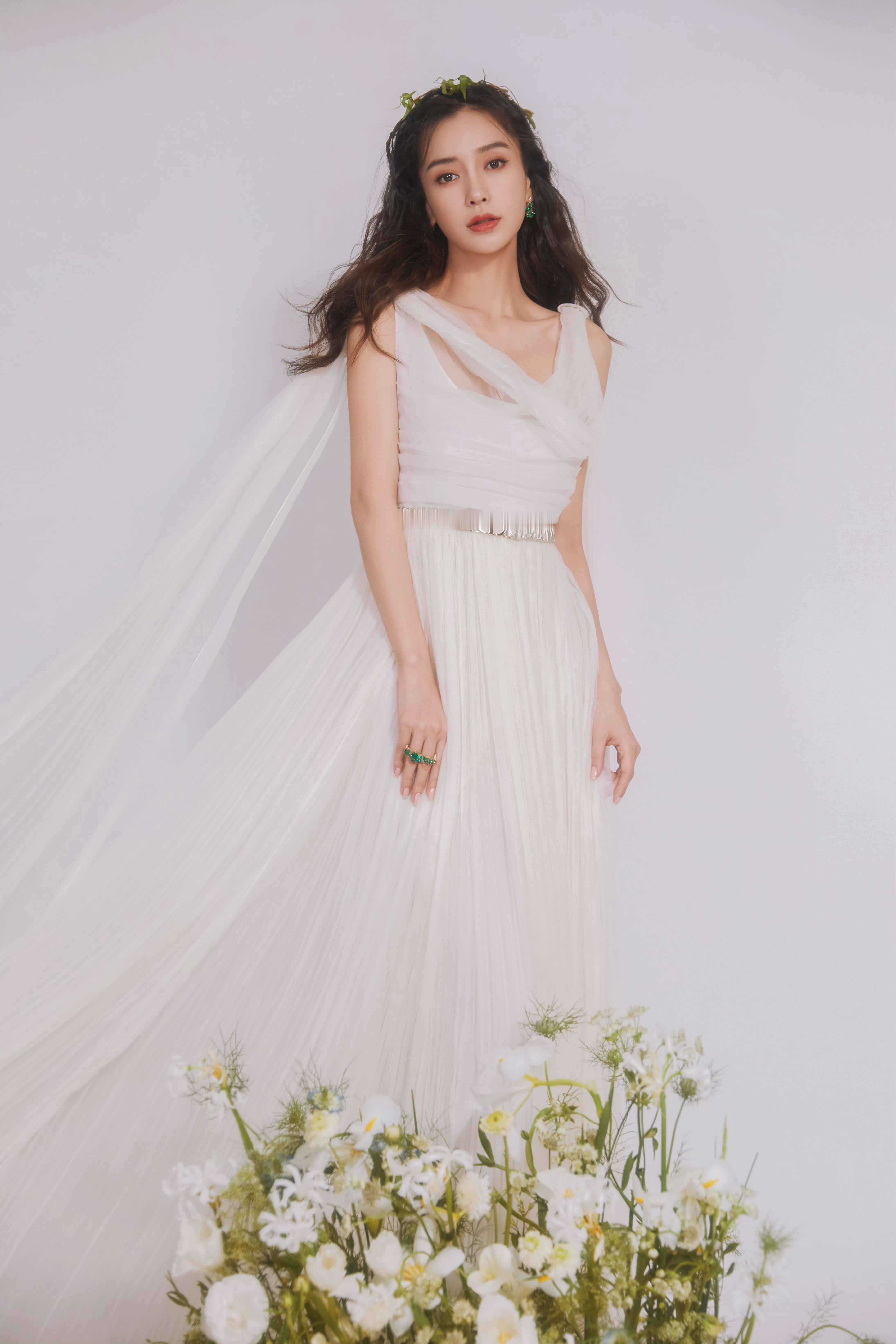 angelababy白纱长裙 ​​​