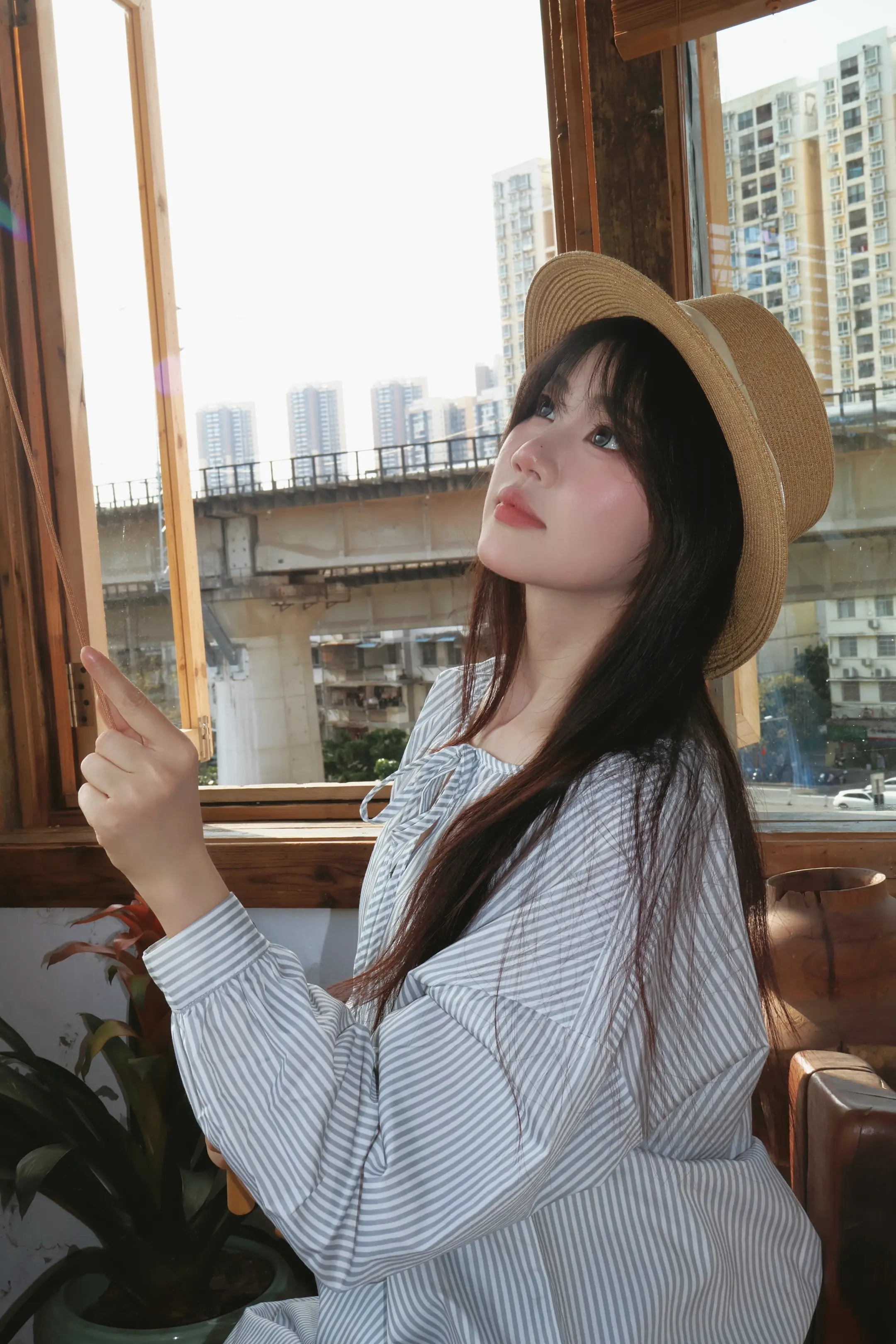 在这个普普通通的小城 爱一个普普通通的好人