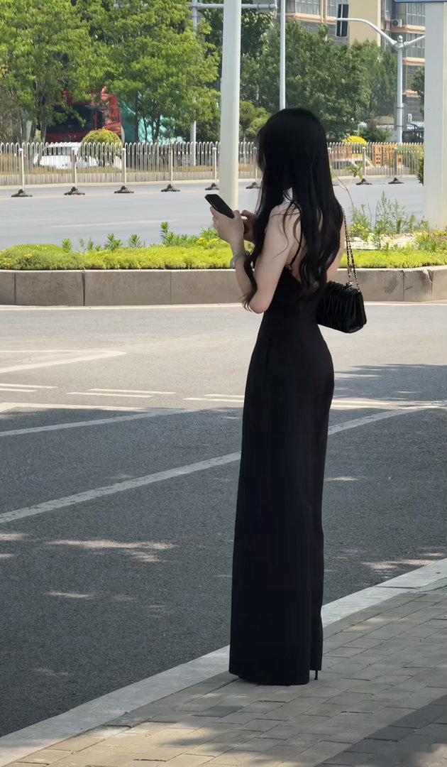 有这身材  脸长什么样还重要吗 
