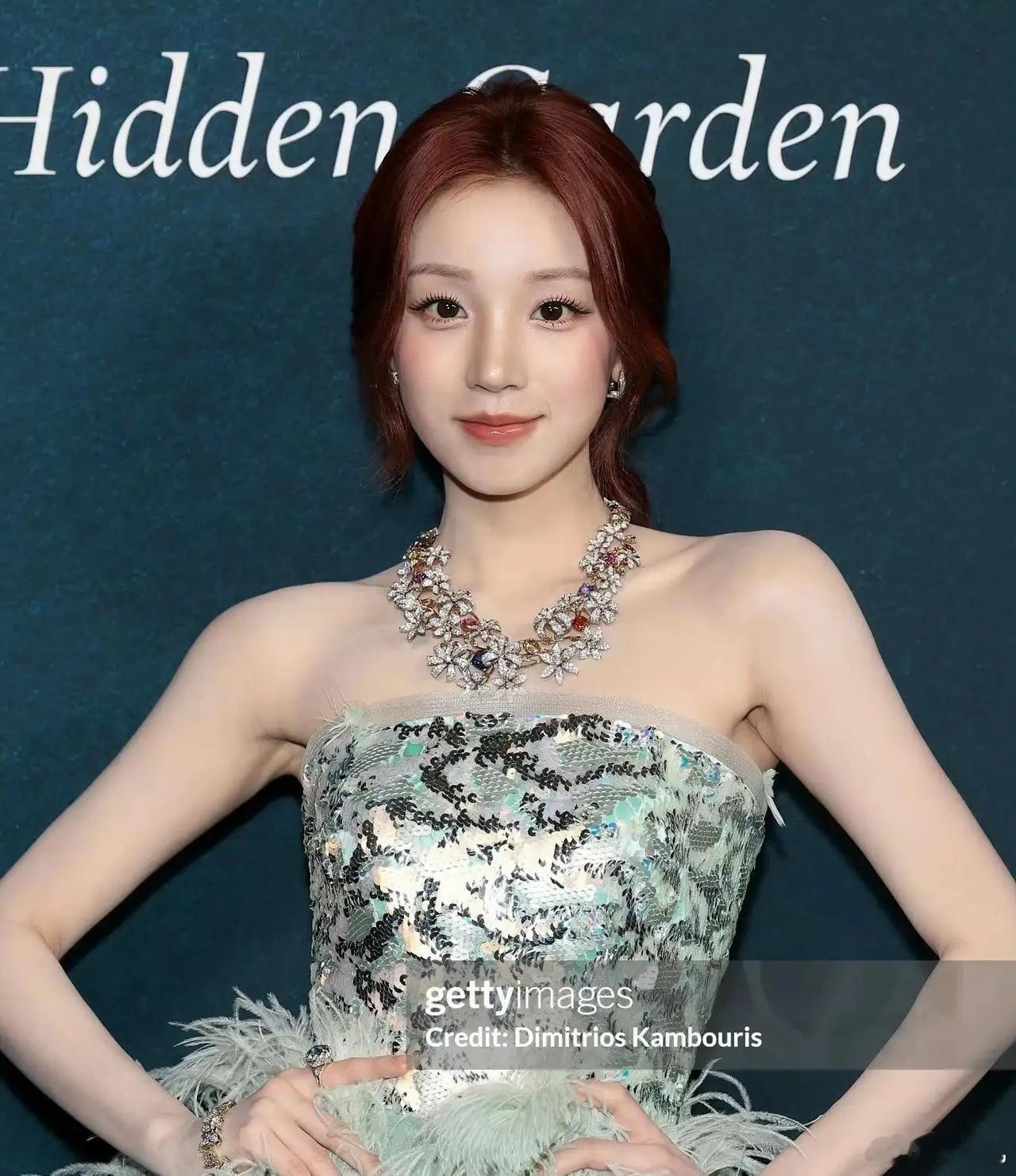 1.谢娜巡回演唱会还能继续开🎤那些举报作用不大，因为她没做触及红线的事，外界对
