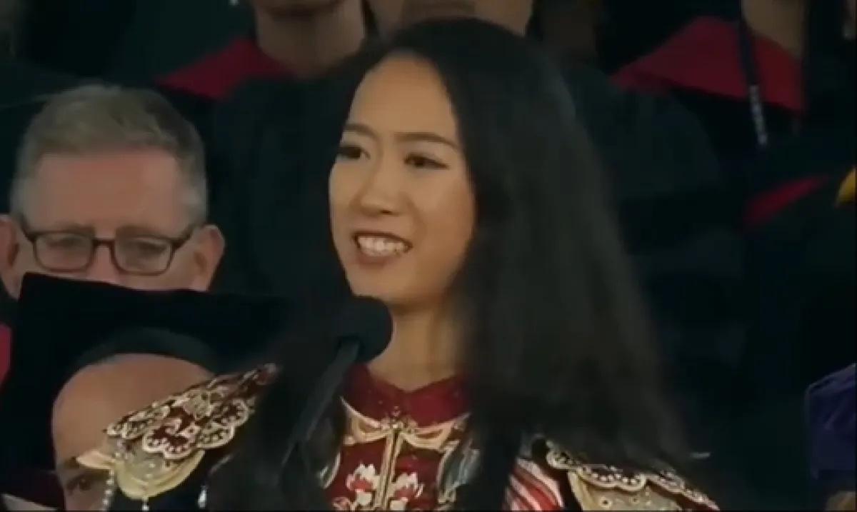 别说蒋雨融的“世界上如果任何一个女人买不起一片卫生巾，我便不配称富足；如果一个女