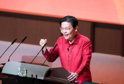 一个总理曾用中文发表演讲，本来不算什么大事，但放在 新加坡 身上，这件事就没有那