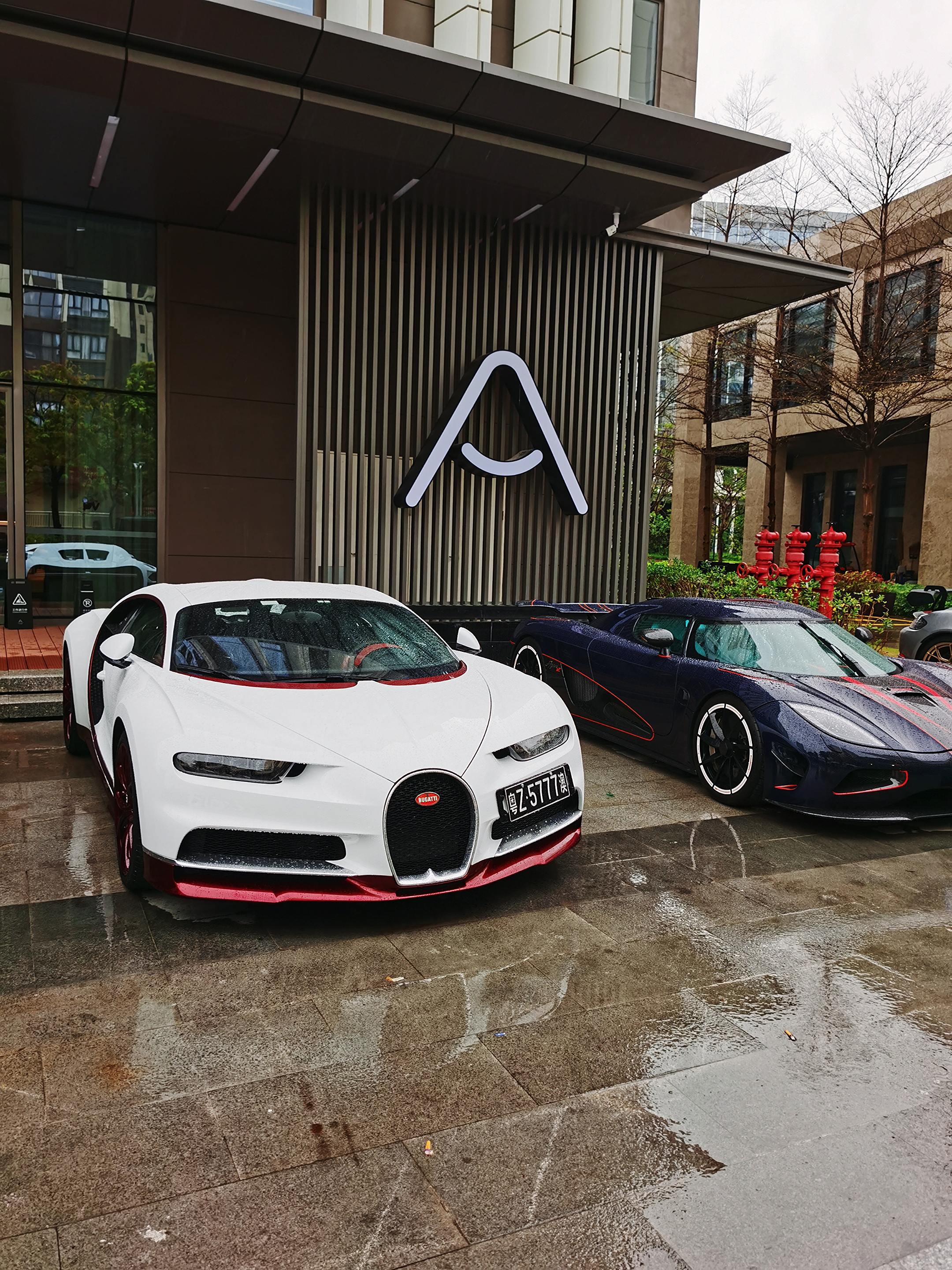 再听一遍青花瓷，敬我们初相识。