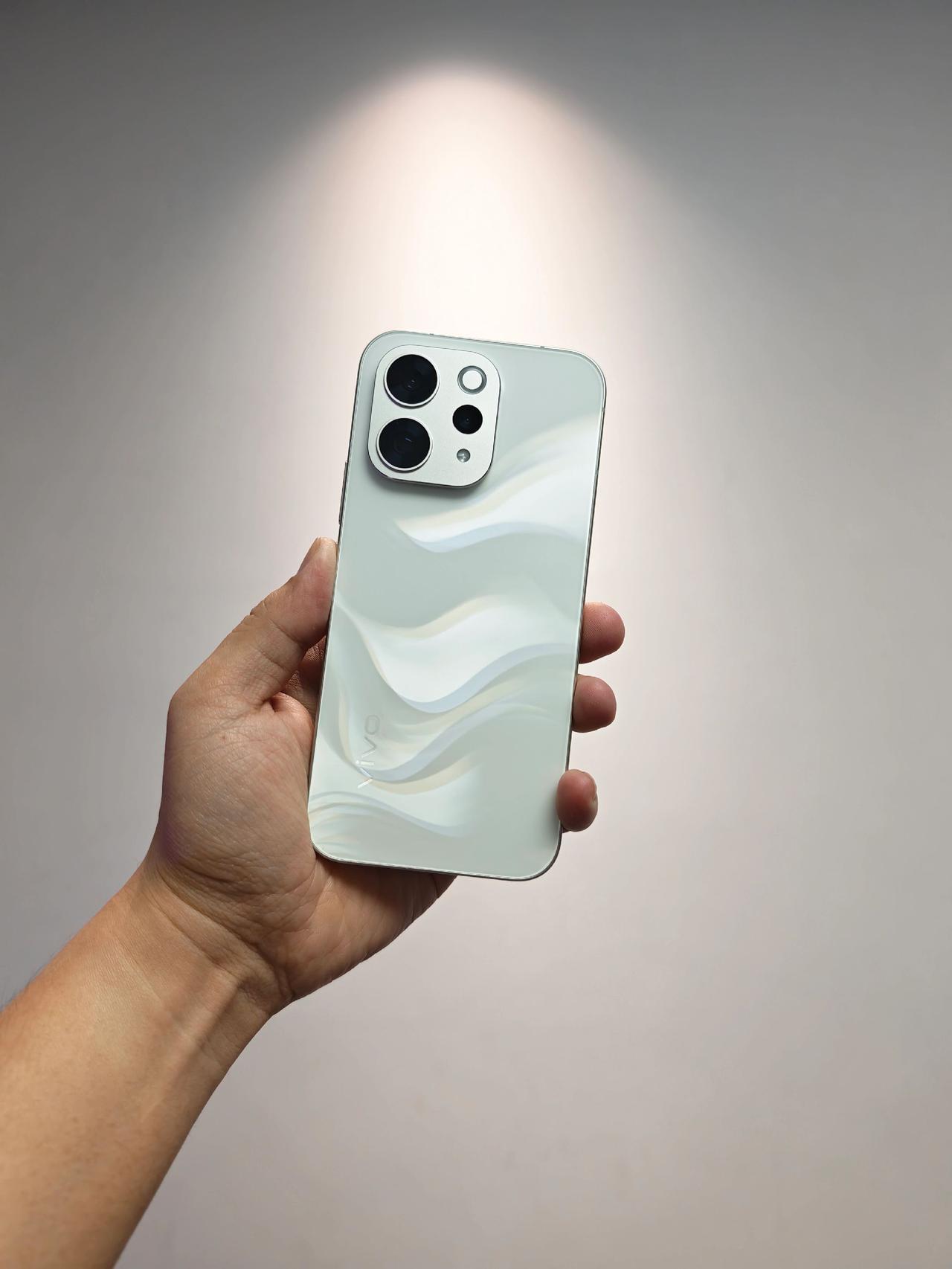 谁懂啊！用了S50之后，我更想要S60了…

vivo S50用了小半年，拍照真