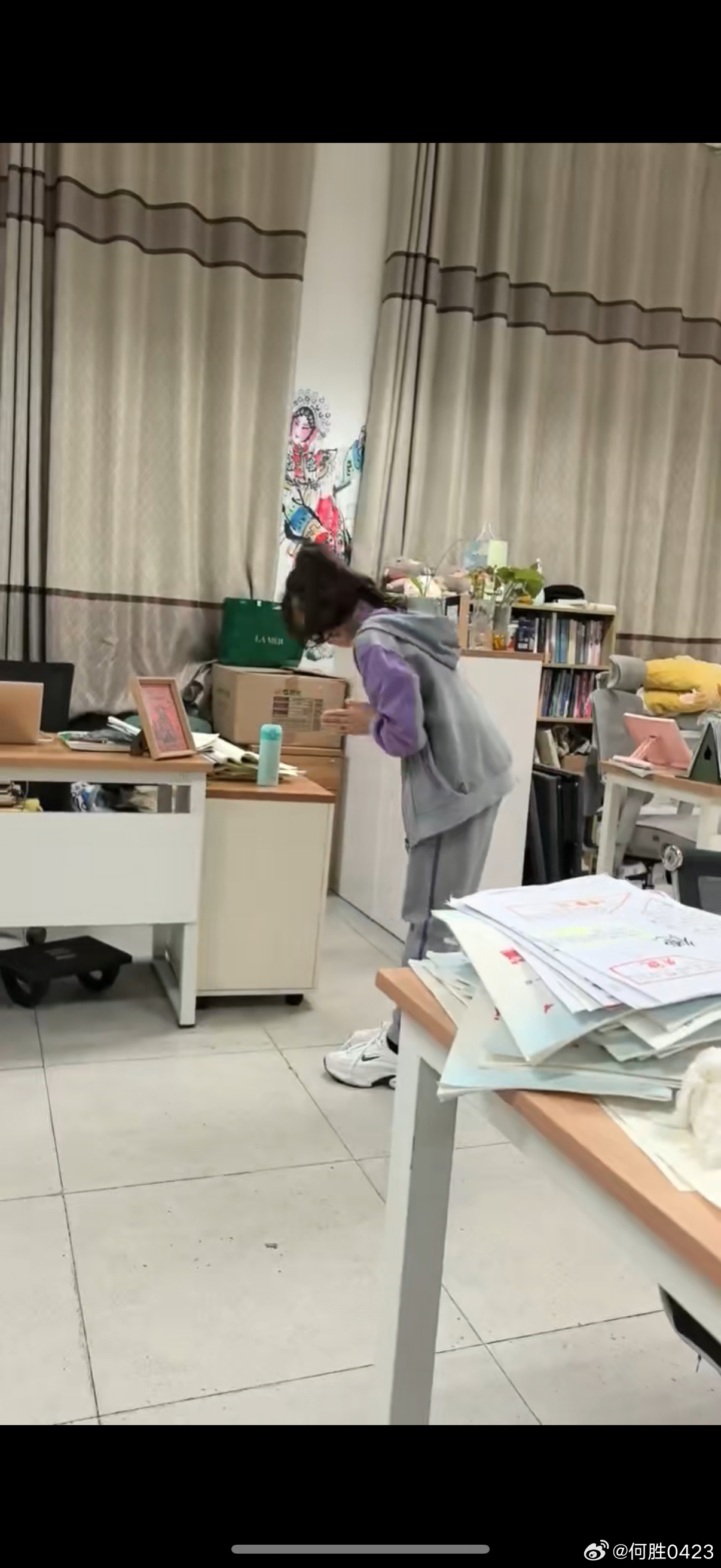 刚才接到女儿的电话，说这次物理考了109（总分120），老父亲听了真的泪流满面，