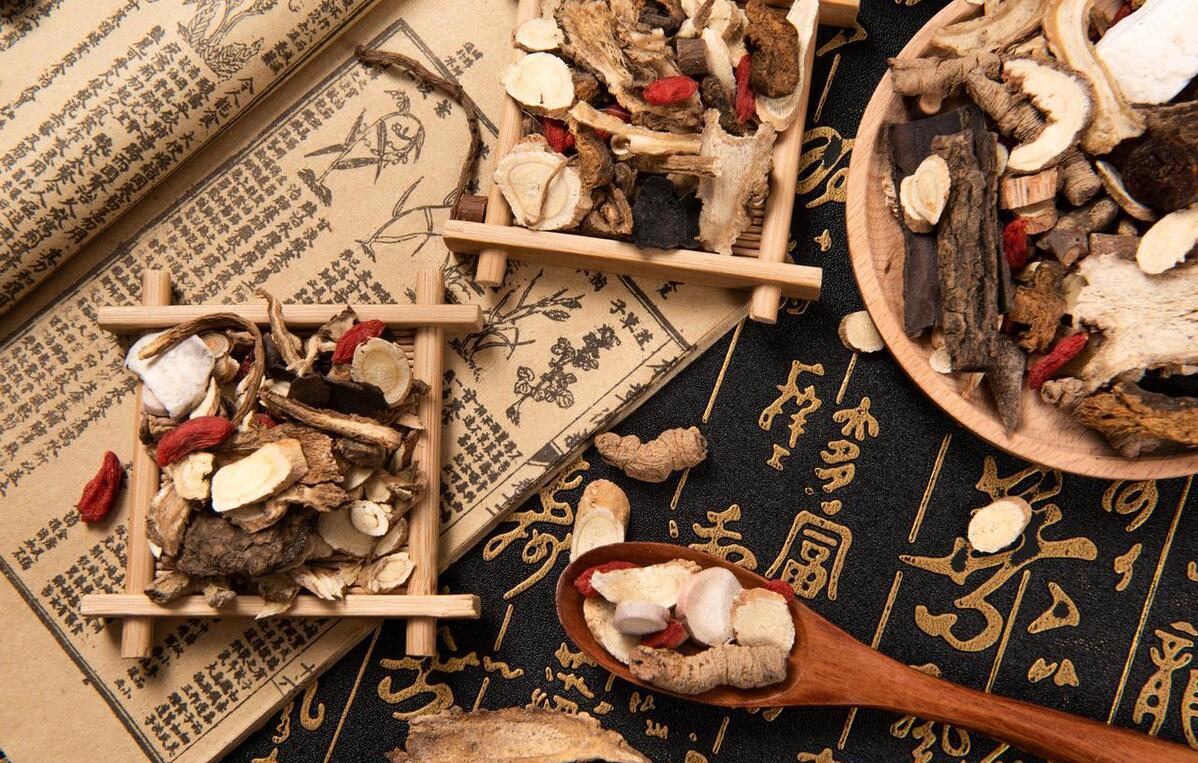 一个月的中药方剂价格2万多元，其实价格并不算贵，关键还是看疗效
郑州某医院开出治