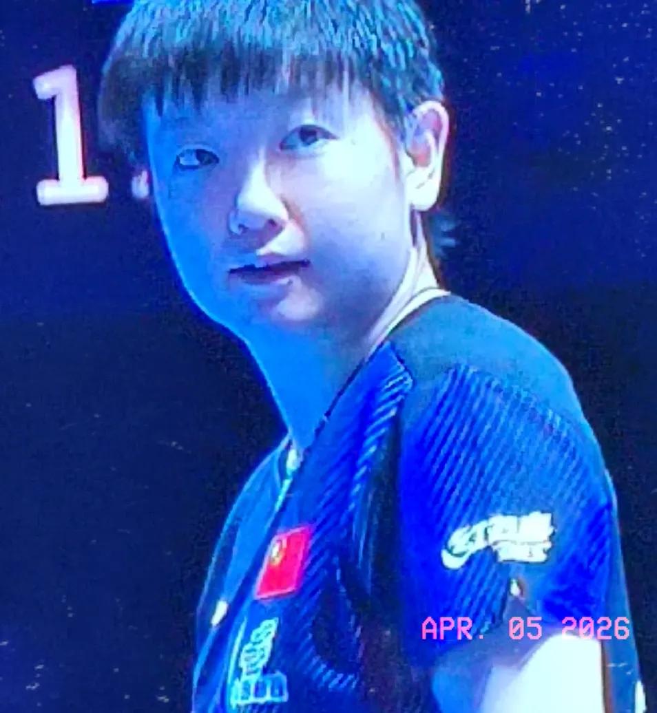 11-6，孙颖莎开门红！
澳门单打世界杯女子首场半决赛:
孙颖莎对阵德国老将温特