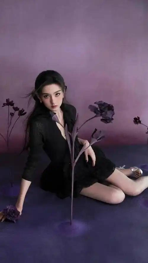 2026年4月13日，“宋祖儿 刘宇宁”相关词条冲上热搜，引发网友广泛关注与热议