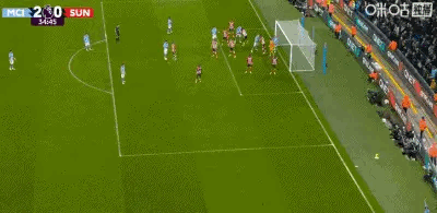 24号得分后卫上线！曼城又双叒靠角球得分了这次没有那么复杂的配合，常规的快速靠一