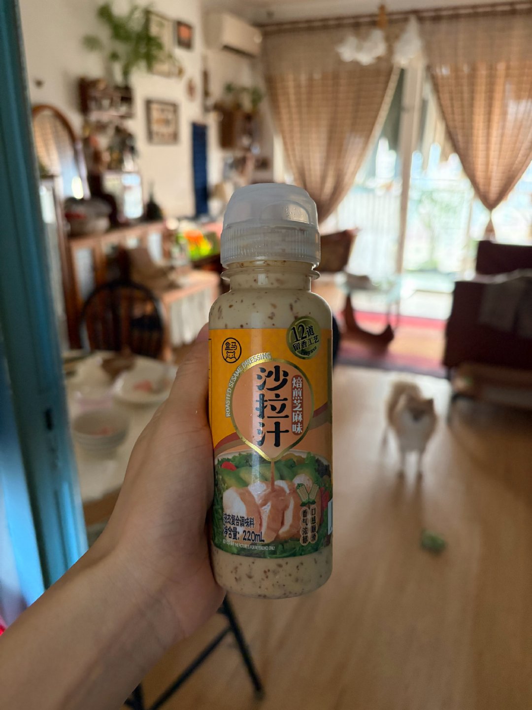 这个沙拉汁，轻食店都别想挣到你的钱。不是甜口的！！！真的，清爽，拌啥都好吃，热量
