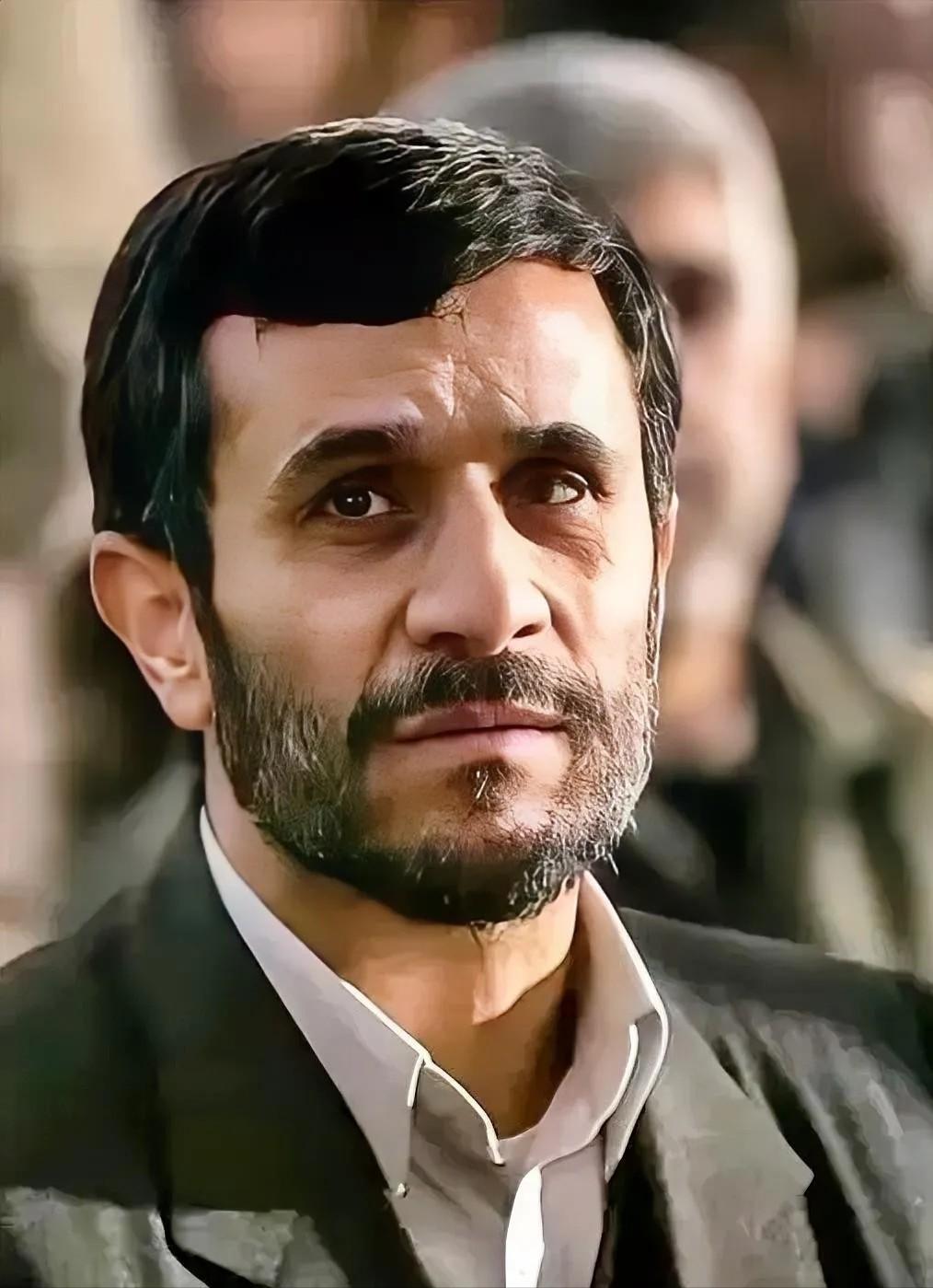 伊朗传来的消息
4月8日，伊朗最高国家安全委员会突然发布一份声明，向全体伊朗人民