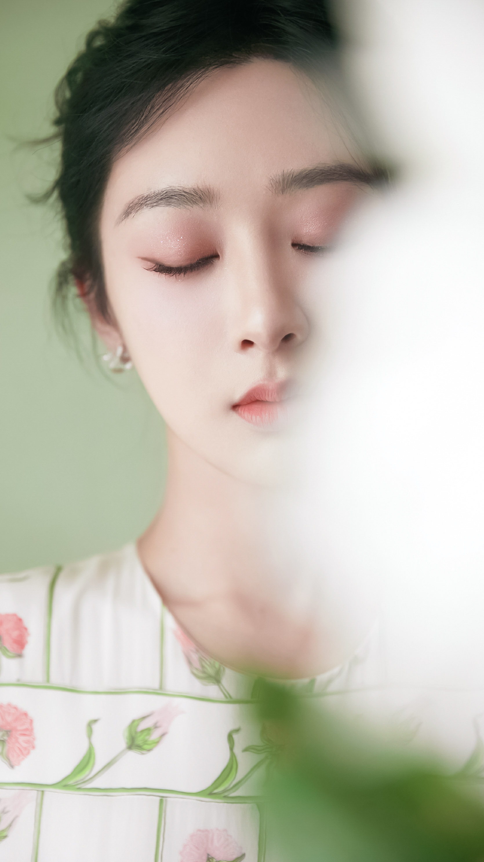 你就像这神奇的代码，总有一天我会将你完全掌握在手中，只属于我一人。我身体很好，可