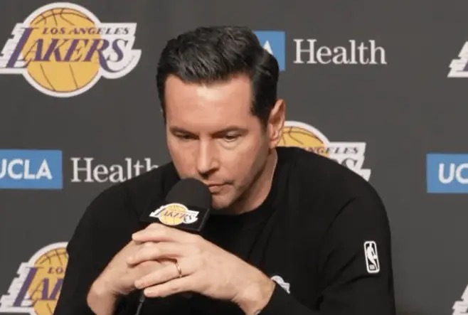 雷迪克：“昨天在训练中公开批评球队后，他们今天比赛中只犯了一个ATO错误（暂停后