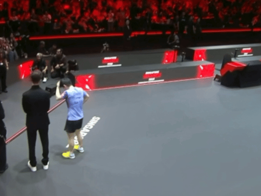 戳戳，莎莎，采访了😂 