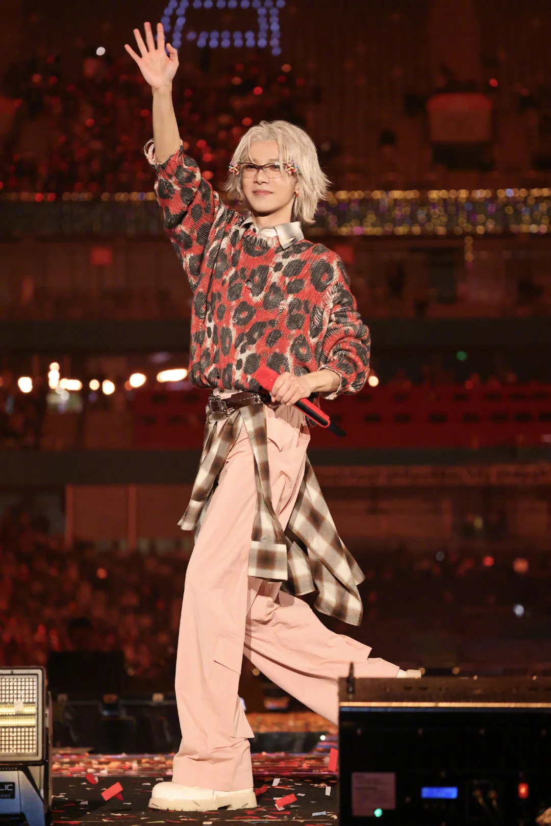 人在爱里总想谢谢 我是春节主理人