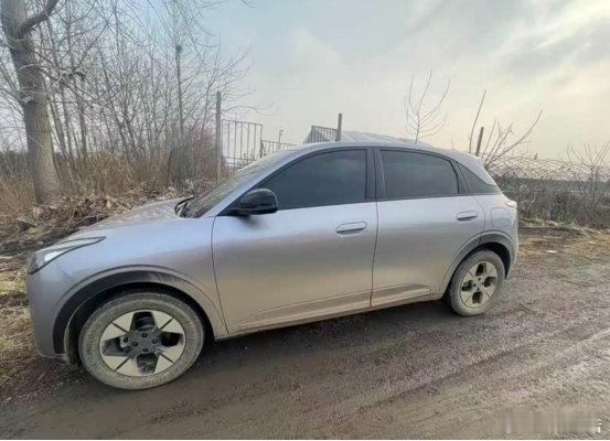 开星愿充电比加油便宜，节约下来的钱过年卖肉吃！天天开星愿通勤，最实在的感受就是：