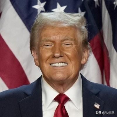 特朗普今晚发文说：“我强烈支持美国移民及海关执法局（ICE）人员在搜捕和处理重刑