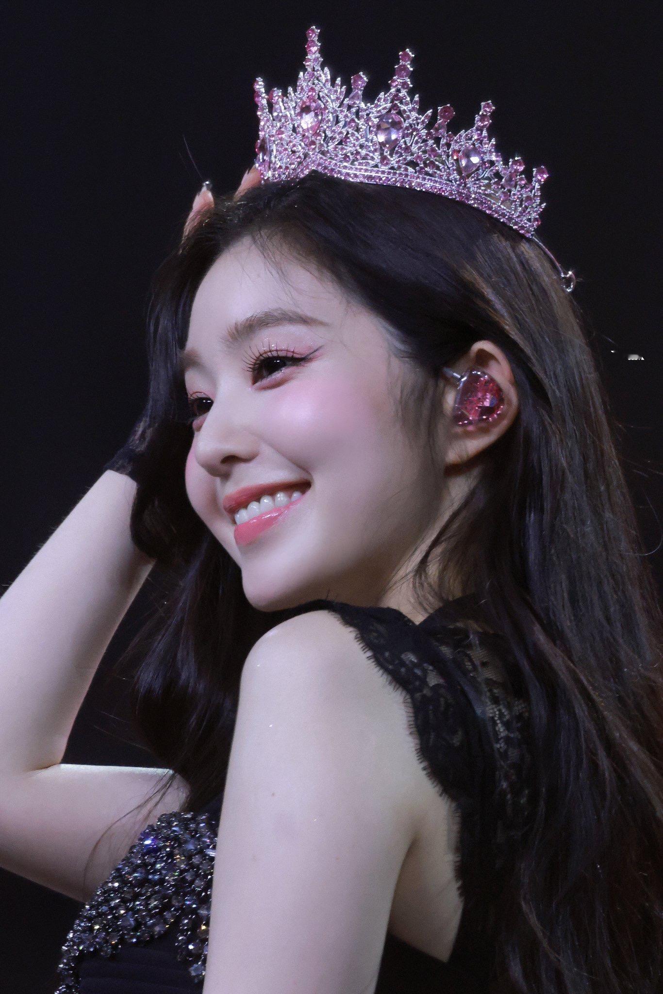 公主降琳👑👑 