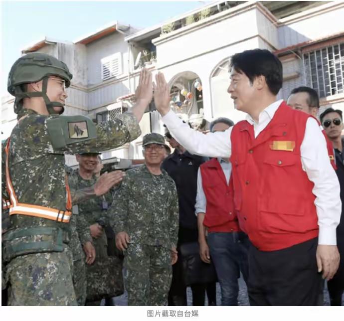 民进党真够蠢的！还有大罢免的思维与做法来处理花莲的这次堰塞湖溃堤的事件。

尤其