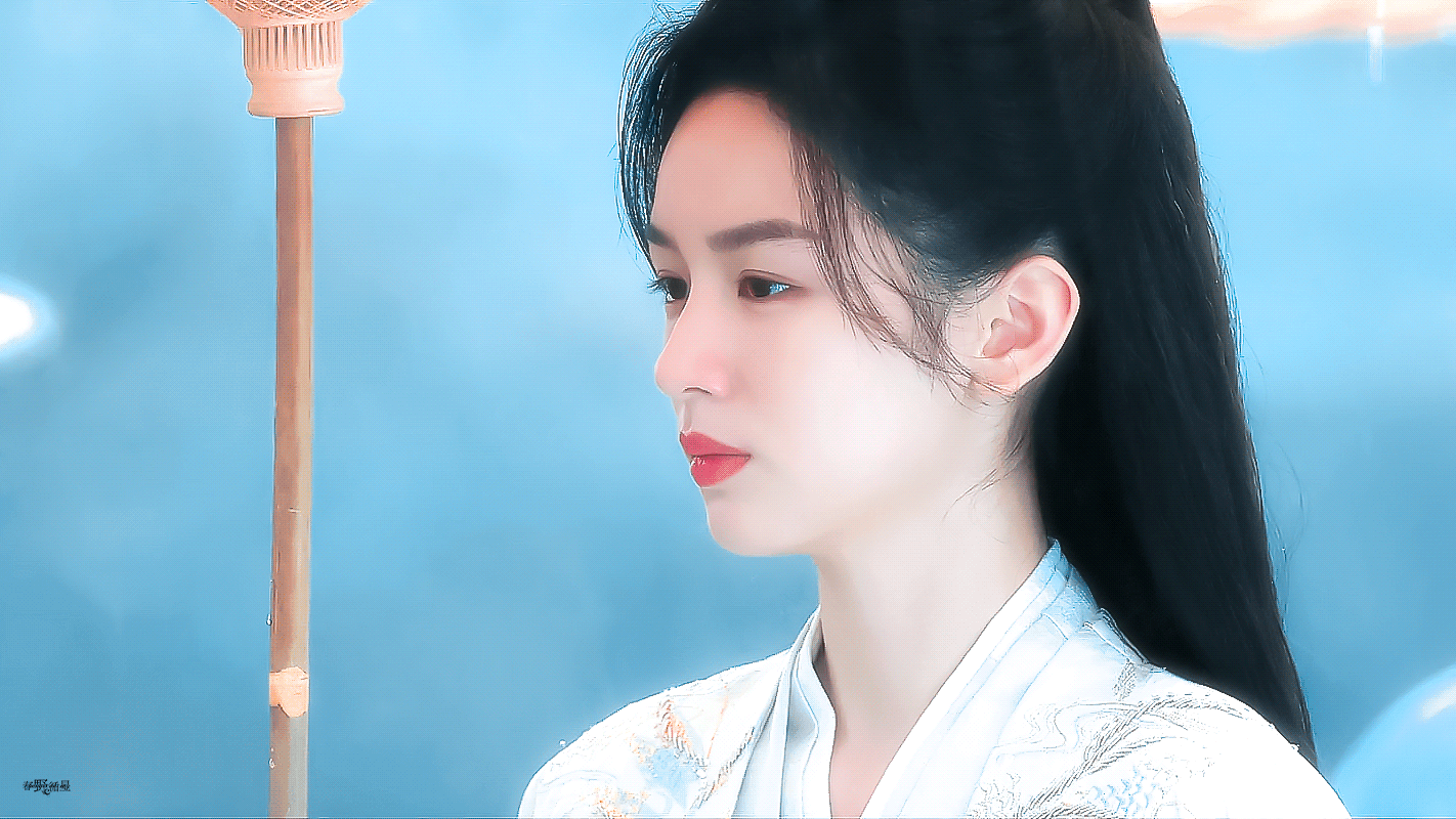 周也好适合宅斗的一张脸周也这张脸简直是为宅斗剧量身定做！抬眸时眉压眼自带股不服输