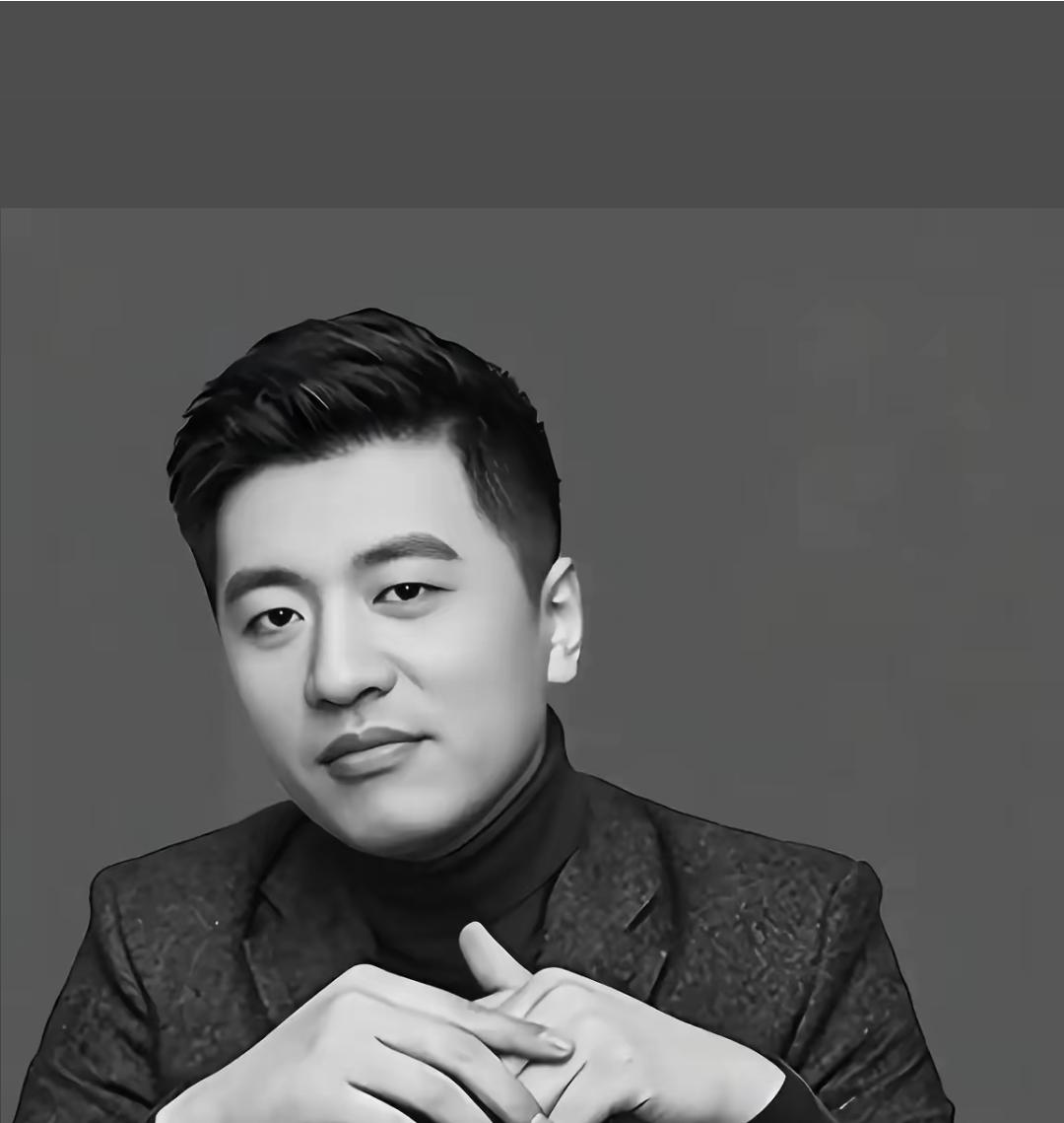 张雪峰突然心源性猝死，年仅41岁，正是风华正茂时，没想到一场疾病，带走了他。他的