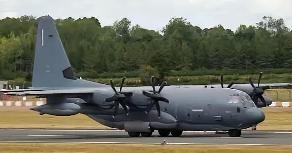 特朗普脸都被扇肿了！谁能想到，伊朗在清理战场时，竟挖出了一个让美国彻底下不来台的