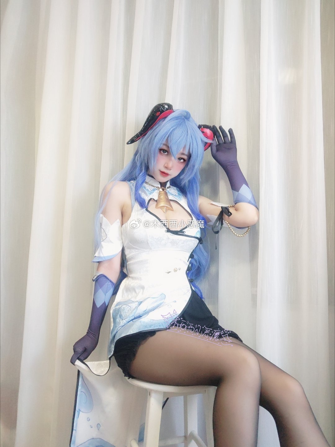 #原神[超话]##cosplay[超话]##甘雨# 请...请不要摸我的角！钻粉