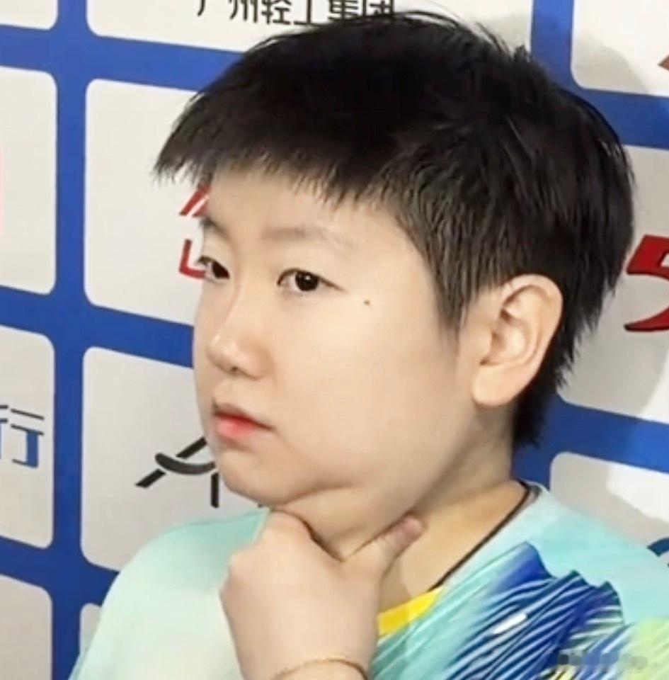 莎姐：生活常常让我感到窒息 