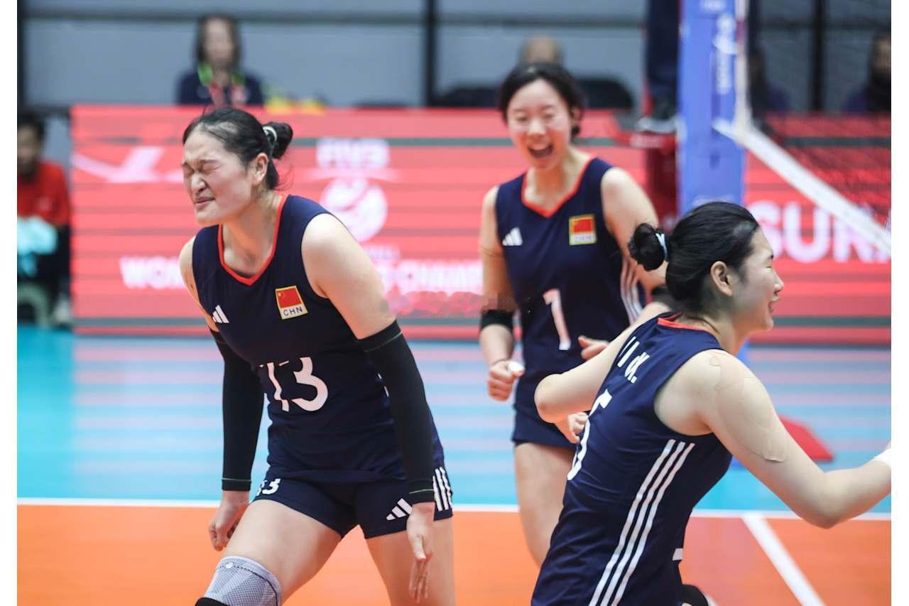 2025年U21女排世锦赛小组赛B组第二轮：中国vs韩国 第一局：25-21大比