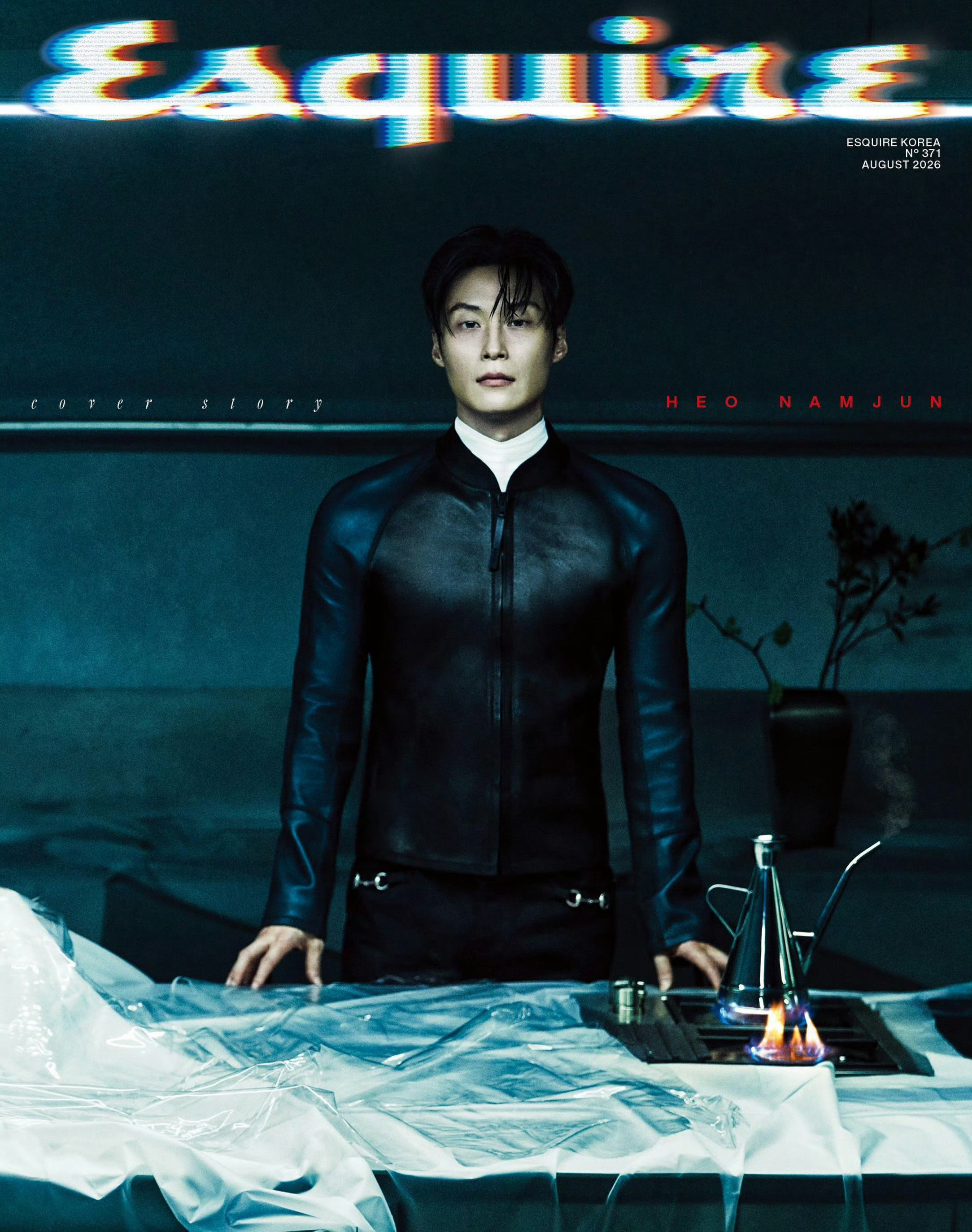 许南俊✖️Esquire Korea 八月刊封面 封面大片