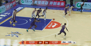 菜鸡后卫互啄局！CBA北控险胜辽宁，国家队主力后卫廖三宁5分+4板+3误，14投