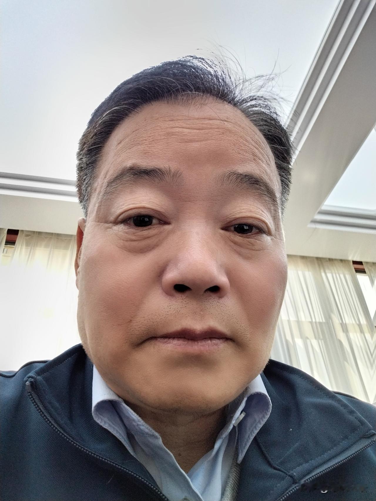 怎么生活才能开心快乐自由自在无拘无束畅所欲言令人心动，这样的生活才能让人佩服科学