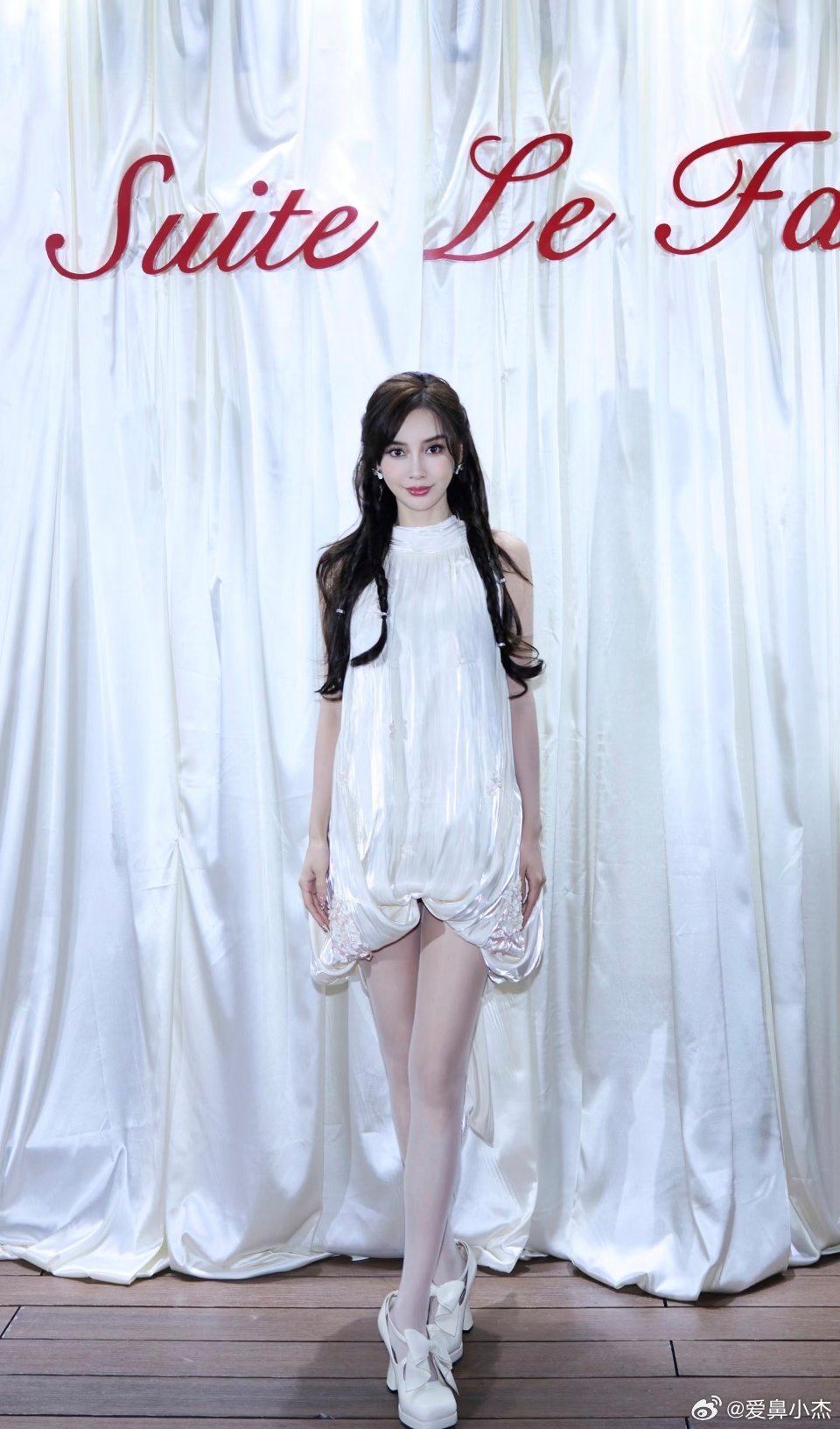 韩安冉回应Angelababy馒化 |angelababy 本次活动到现在这种奇