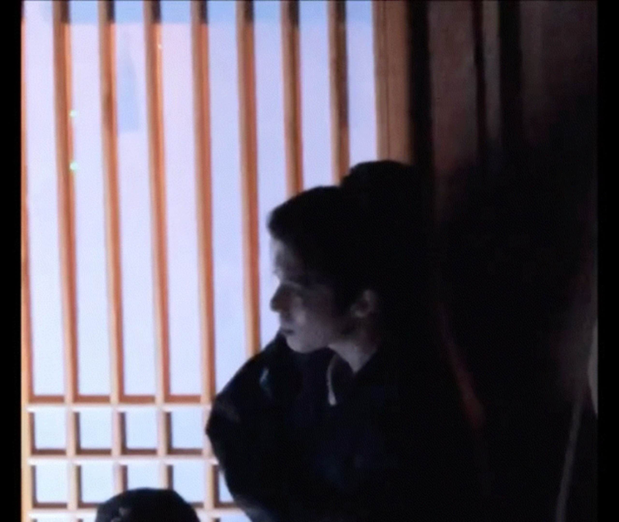 看得好认真哈哈哈哈哈（cr🫘 