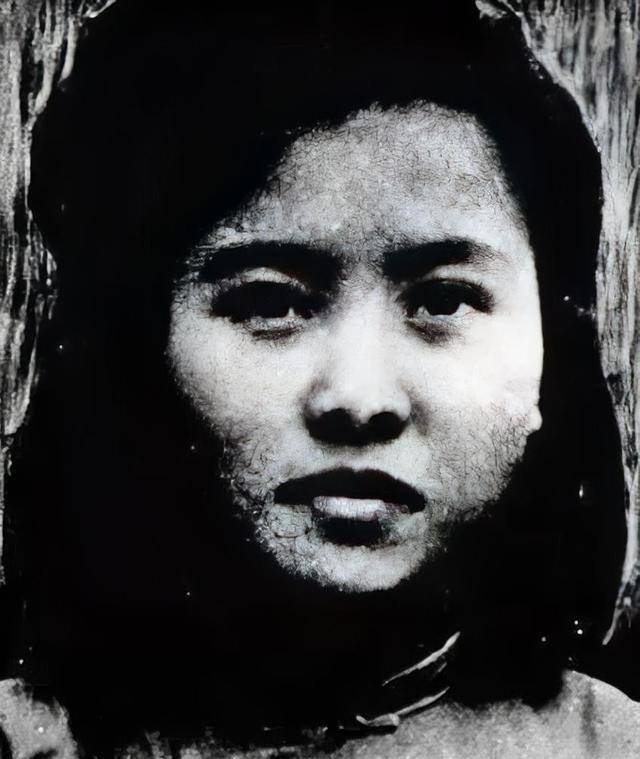1949年，押送朱世君去渣滓洞的路上，特务李朝成悄悄松开了手铐，眼看竹林就在眼前