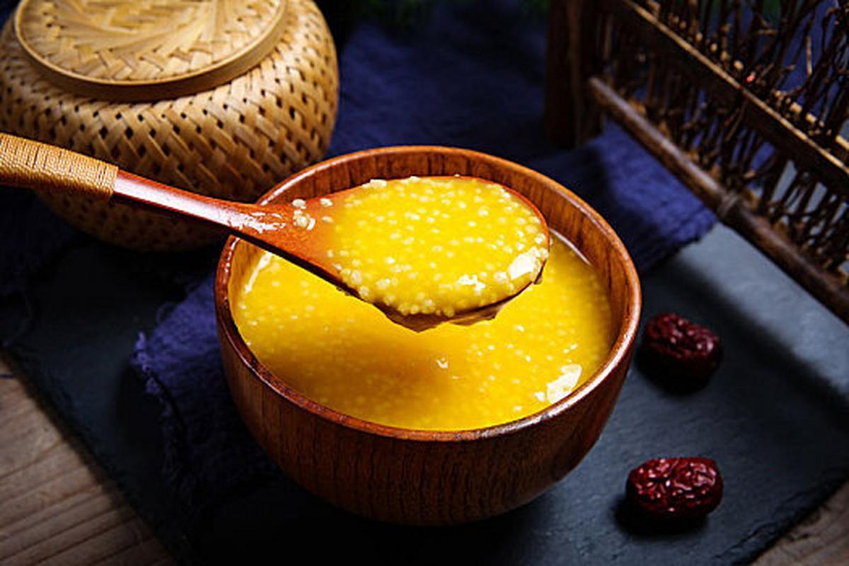 经常喝小米粥，是升血糖还是降血糖？这5种食物才是升糖“高手”

不少人听到小米粥