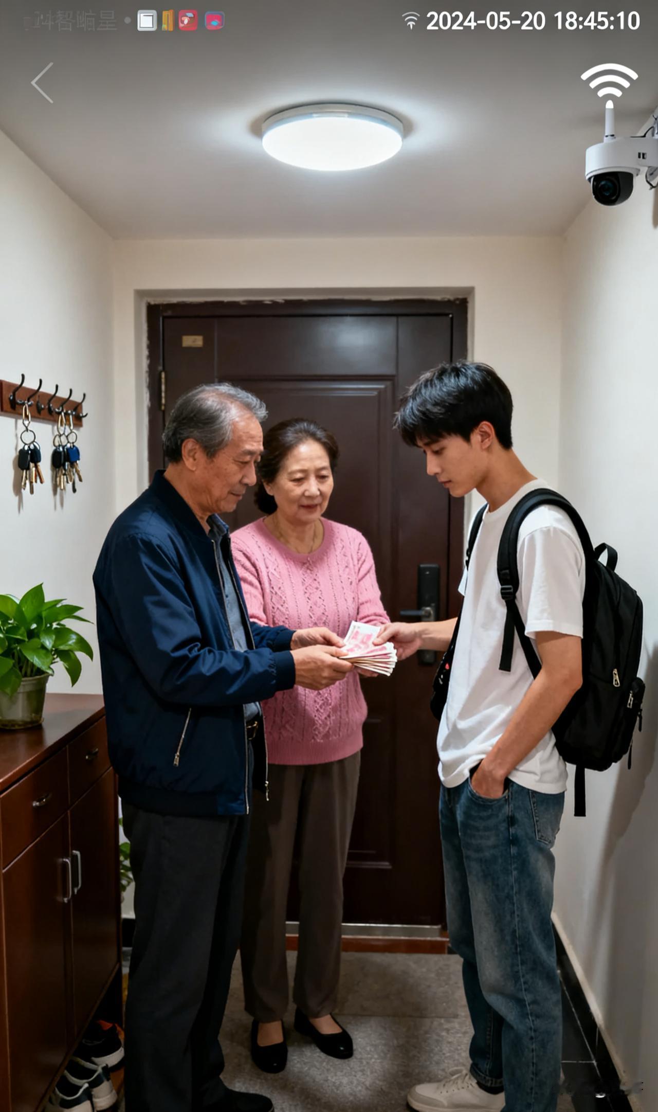 我断了父母每月3000的生活费，监控里看到他们转身将钱给了我弟

上个月，我给爸