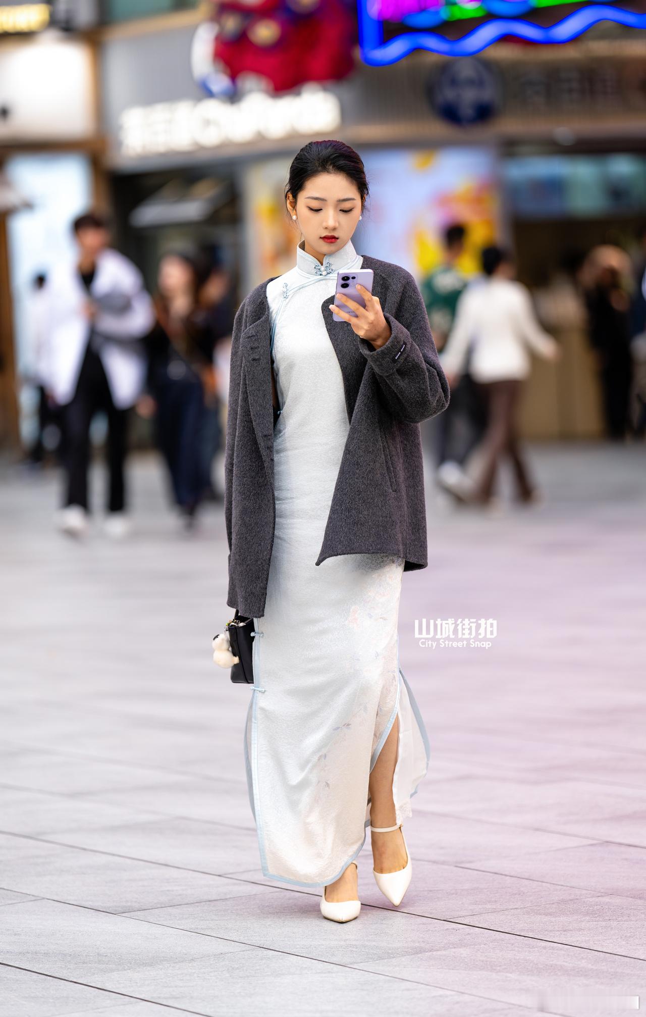 周四，早~ ​​​