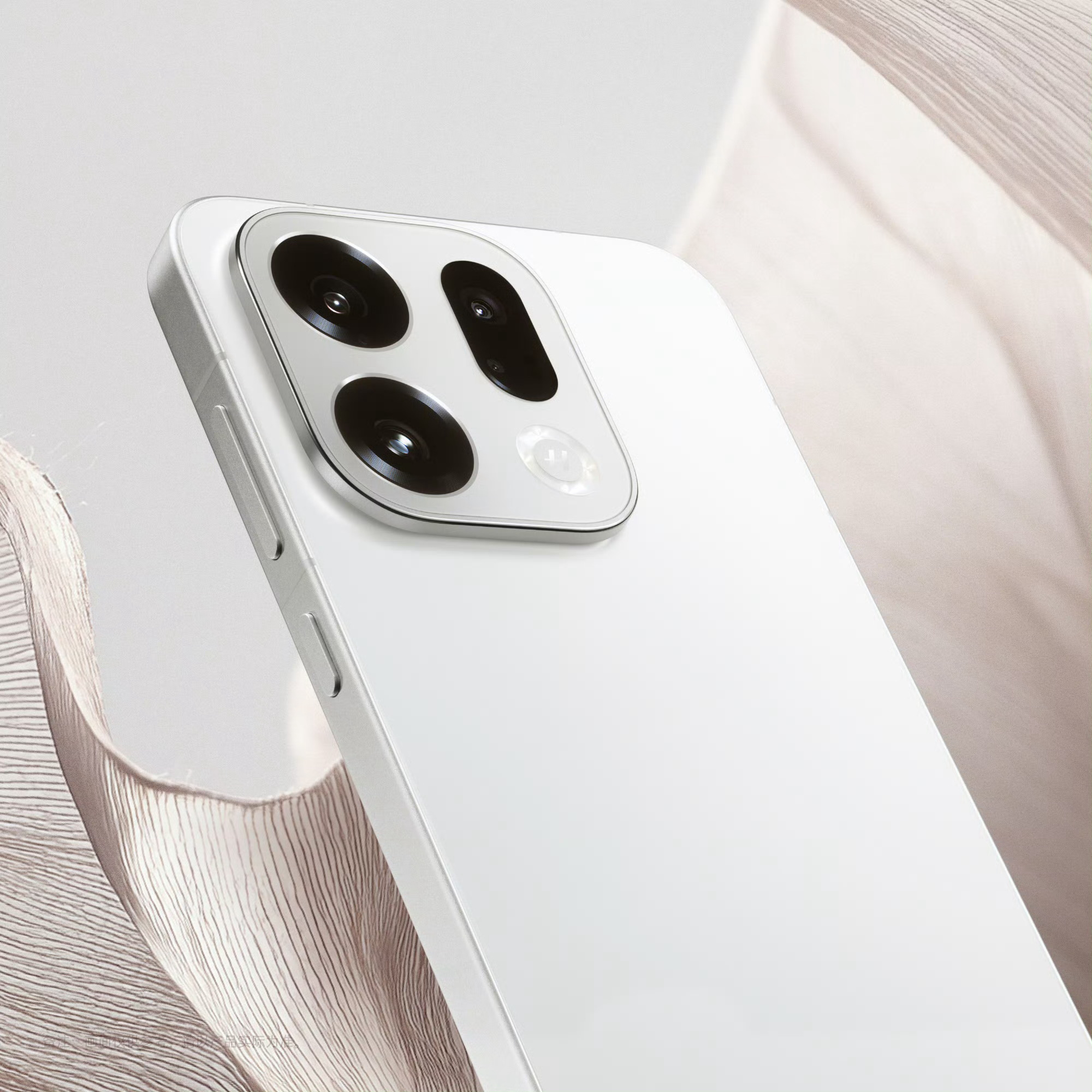 OPPO Find X9 系列外观正式揭晓～极简美学贯穿始终：一体冷雕后盖，左上