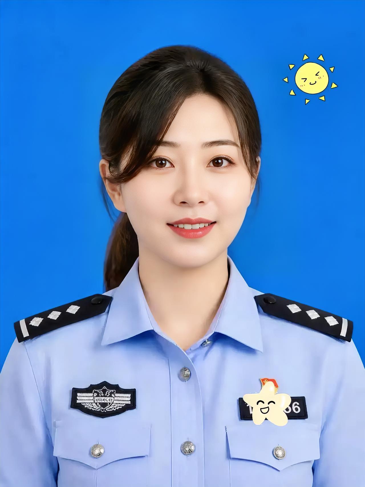 户籍警花扮打工妹引“色狼”出洞，被拖行数米骨裂也不松手！
​房玲玲，女，1985