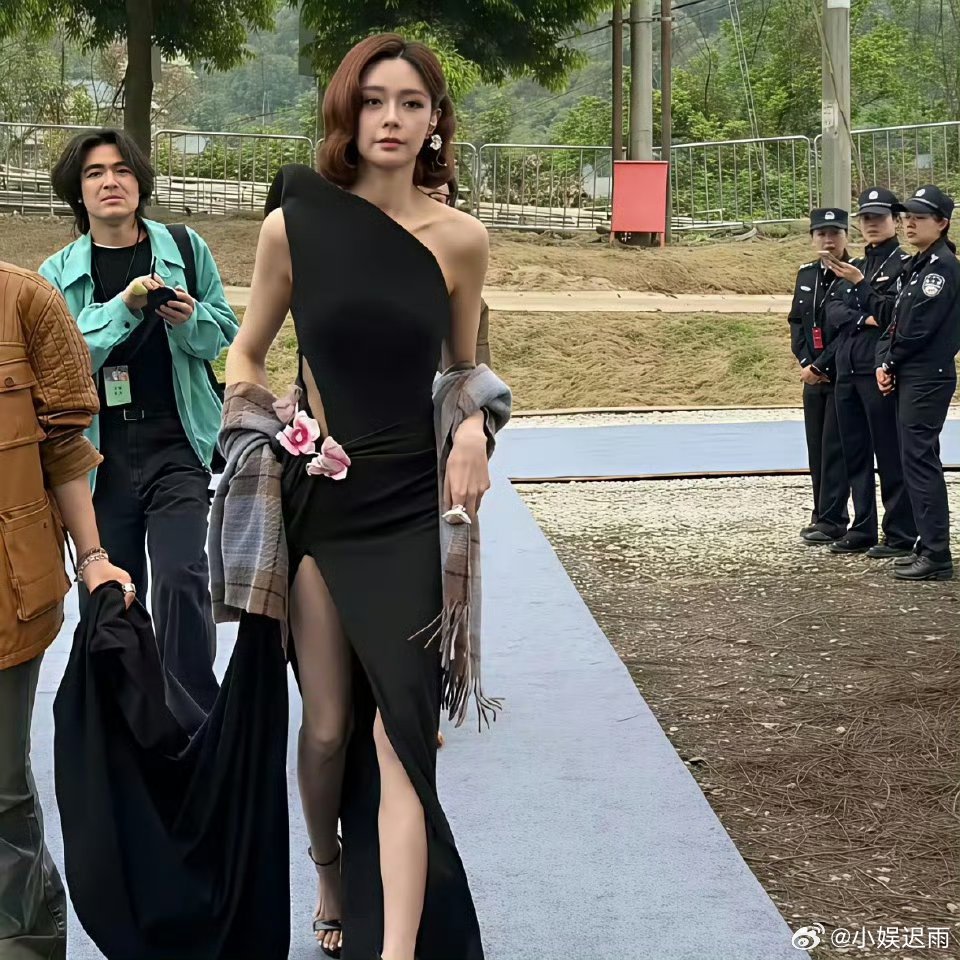 沈梦辰这样 杜海涛怎么看上的 