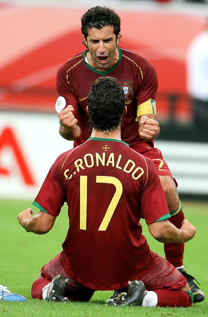 CRonaldo007[超话]c罗德布劳内菲戈C罗[超话]🚨职业生涯助攻200