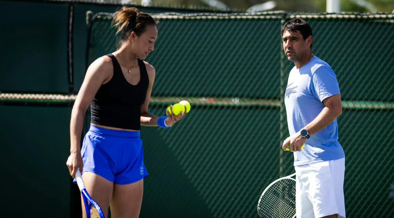 正式回应，关于换教练，郑钦文回应：并没有和里巴结束合作。

郑钦文：新引入巴格达