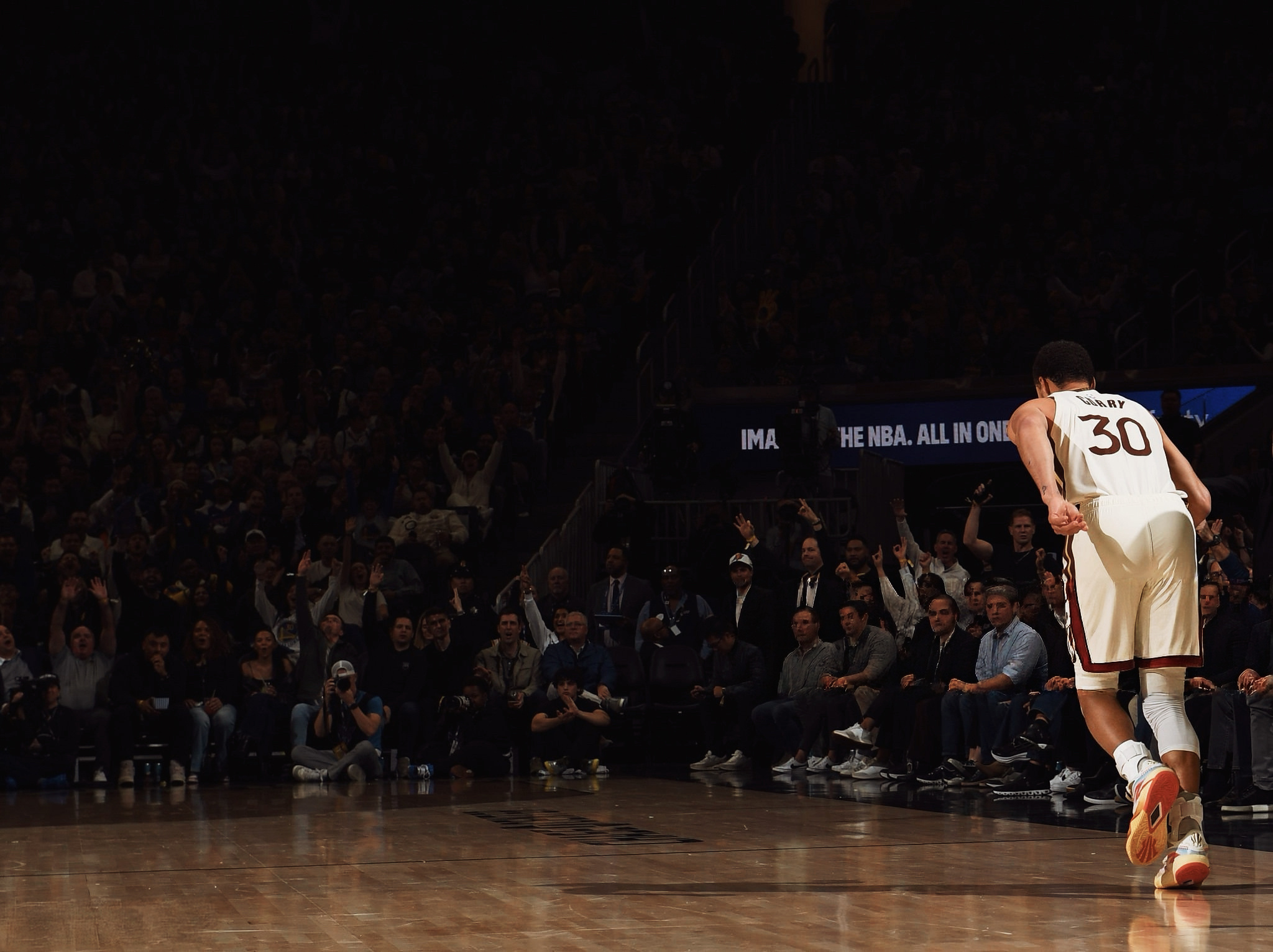 于人于物细水长流足够珍贵晚安斯蒂芬库里