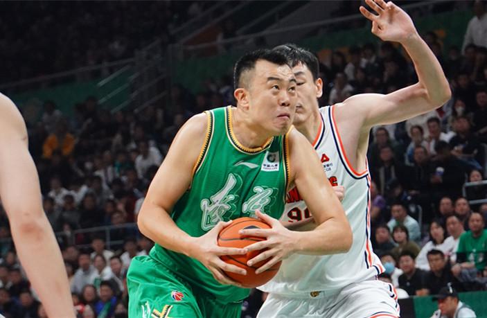 辽宁106-97胜广东，五分钟17-0完成大逆转，冠军“五虎”缔造
辽宁在两次落