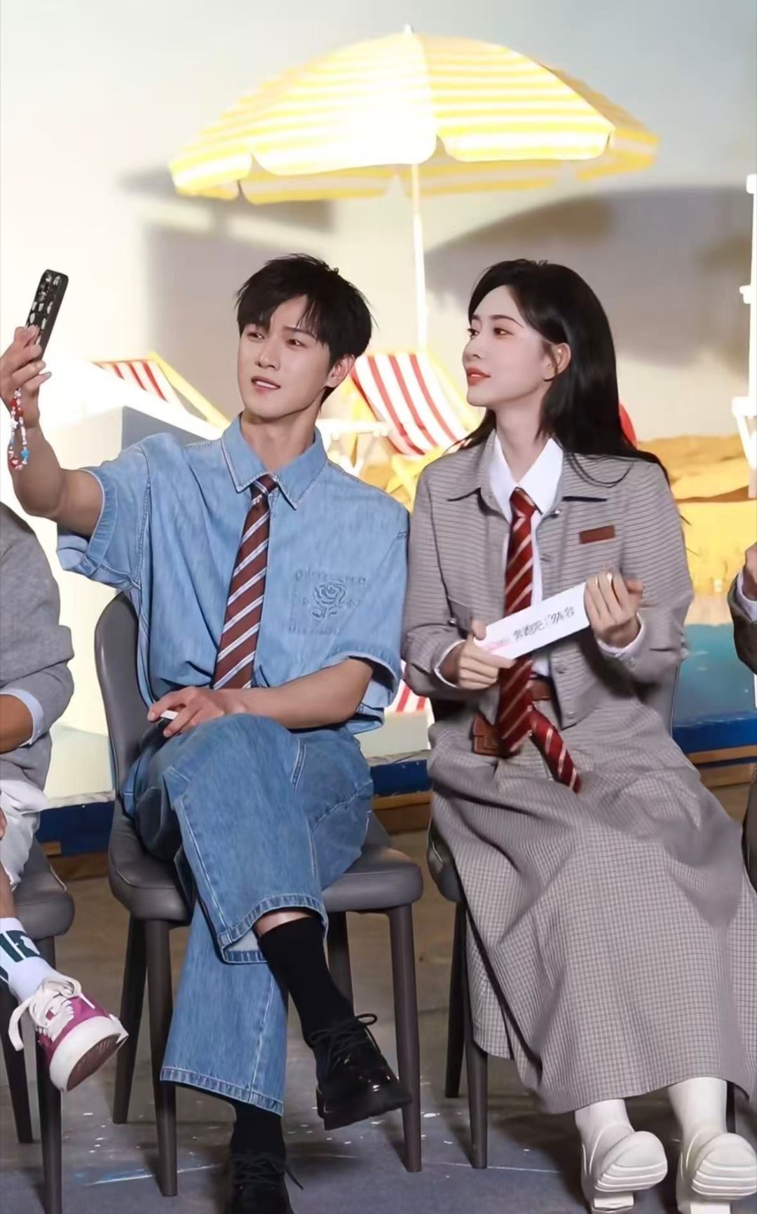 想看孟子义李昀锐演一对民国情侣奔跑吧 老洋房与黄包车，他俩的爱情故事已经在我脑子