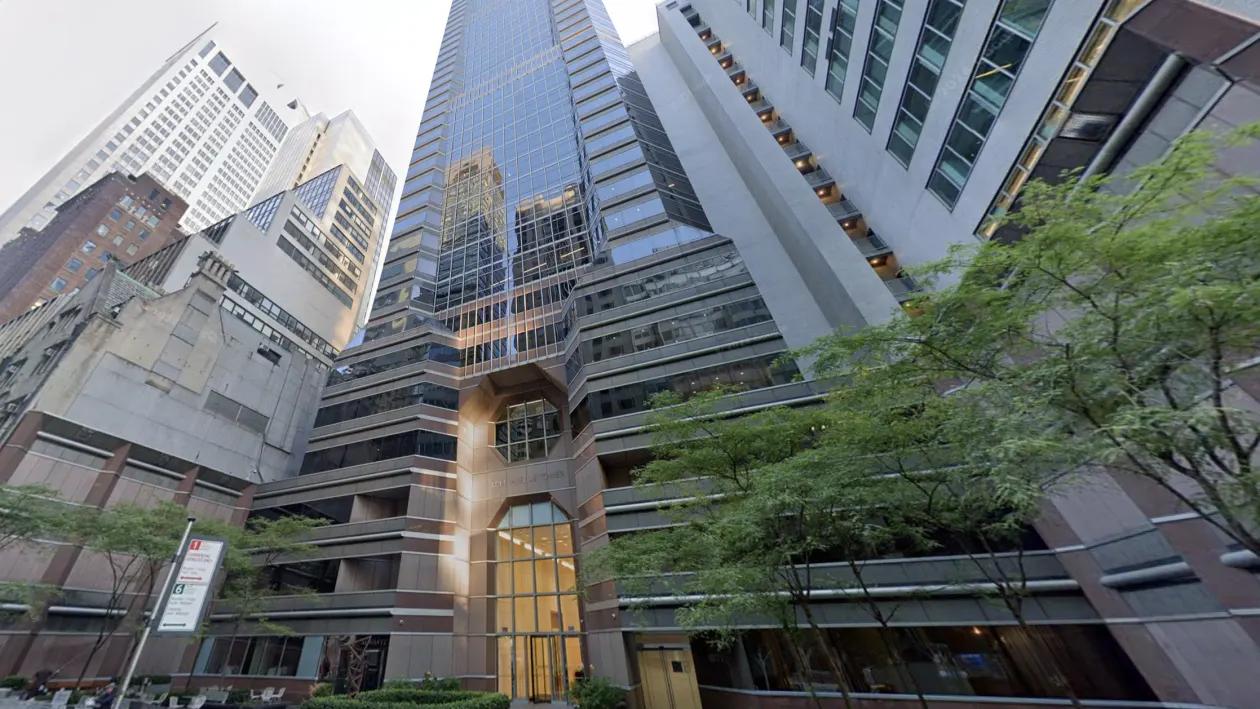 破防了，昆明的公积金都比成都高！

很多人以为成都是西南地区的首府，其实成都收入