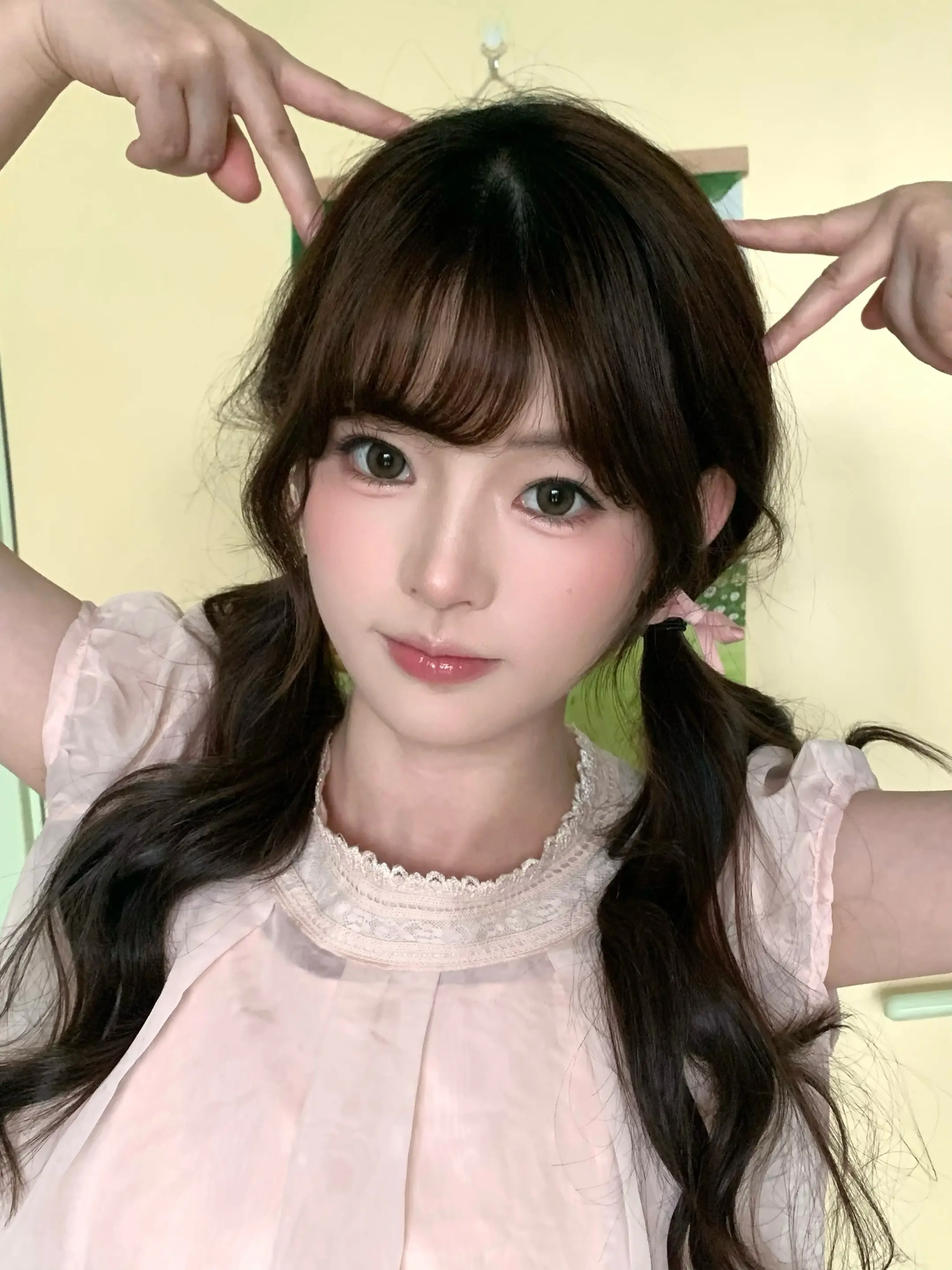 🤍ྀི⁃ ⩊ ⁃₊⁺ 딩동⁺ ₊