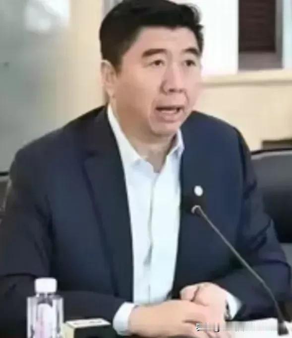 排城的风光源于全强，大小场合，山花烂漫，风头尽出，风光无限。然而自从樯橹灰飞烟灭