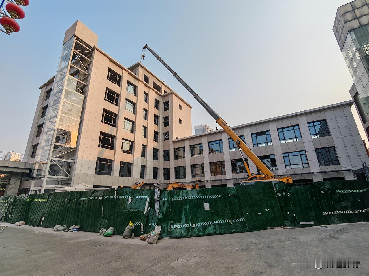 邯郸陵西大街原包装机械厂烂尾楼迎来新生！工程进入收尾阶段，现已提前对外招租
 